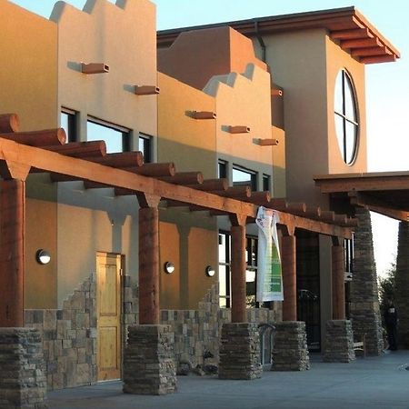 Moenkopi Legacy Inn & Suites Tuba City Exterior photo